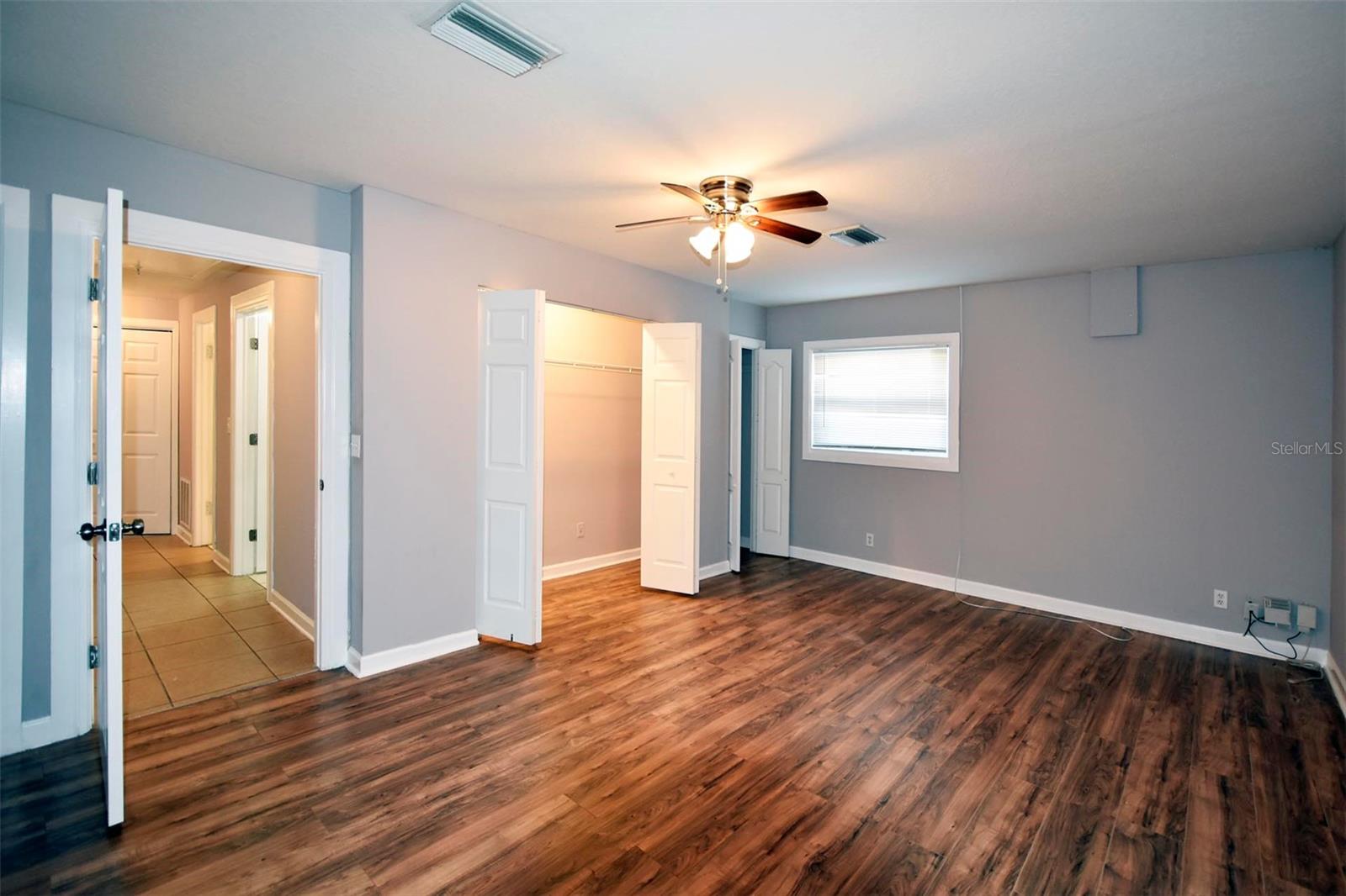 Image 23 of 33 For 4721 Heath Avenue