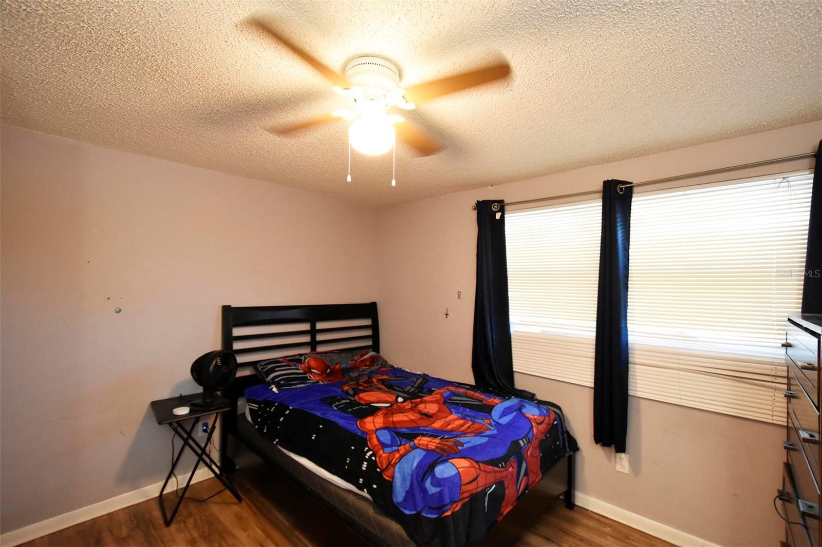 Image 27 of 33 For 4721 Heath Avenue