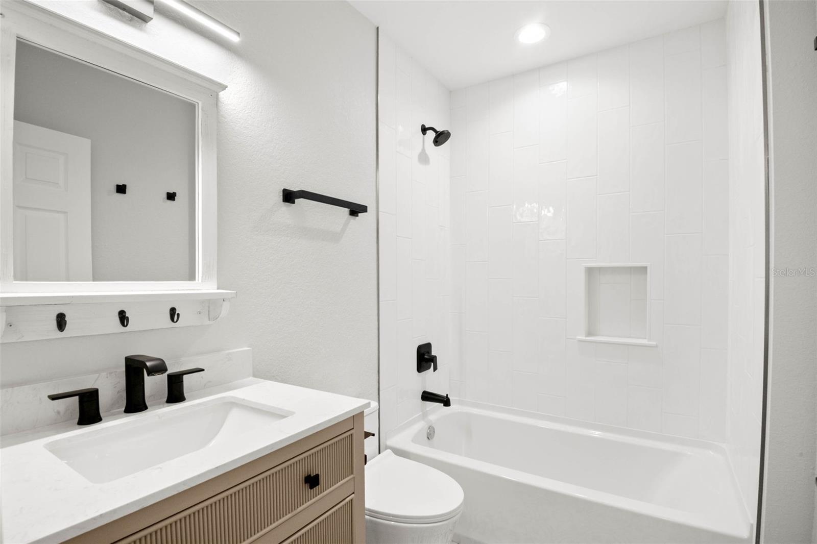 Image 44 of 57 For 719 Riverside Drive