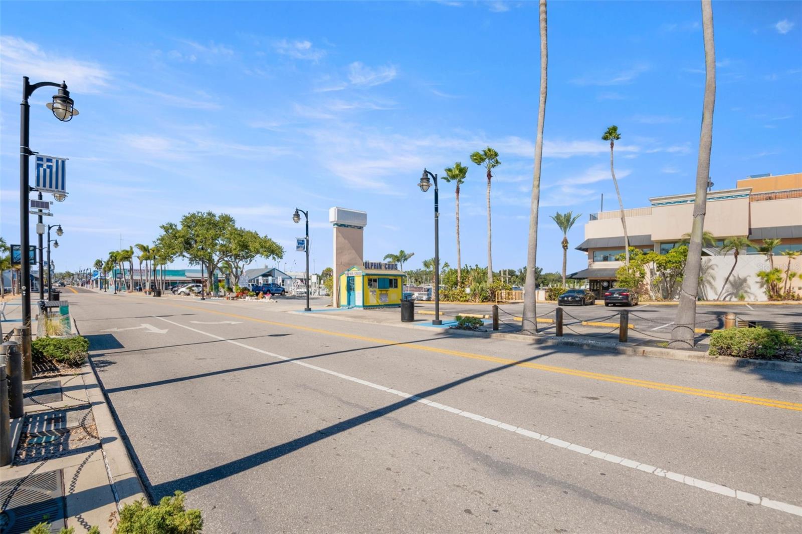 Image 47 of 57 For 719 Riverside Drive