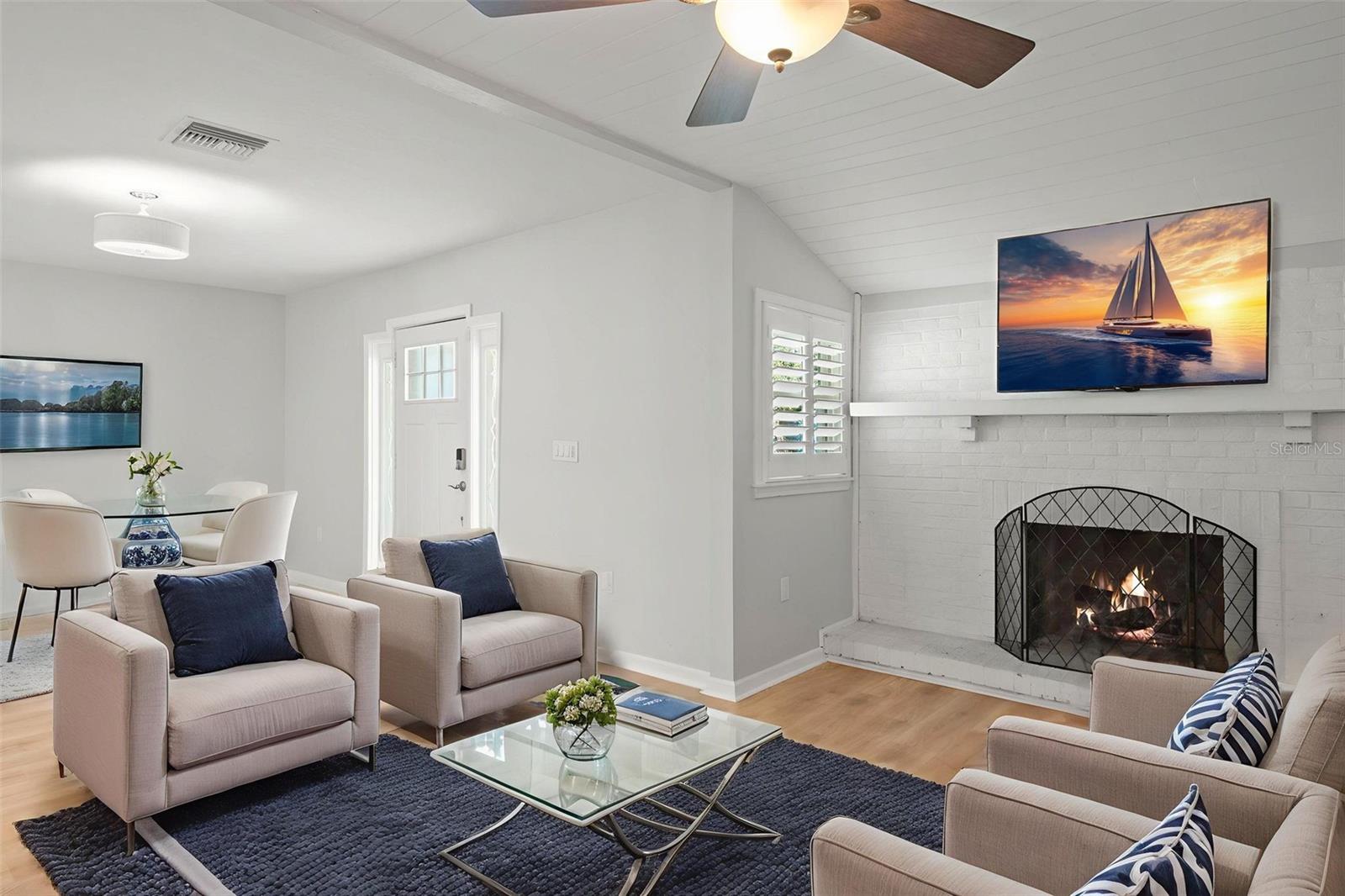 Image 5 of 57 For 719 Riverside Drive