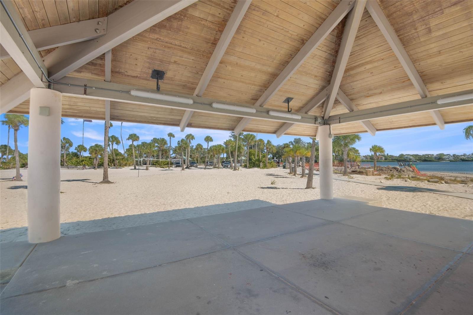 Image 56 of 57 For 719 Riverside Drive