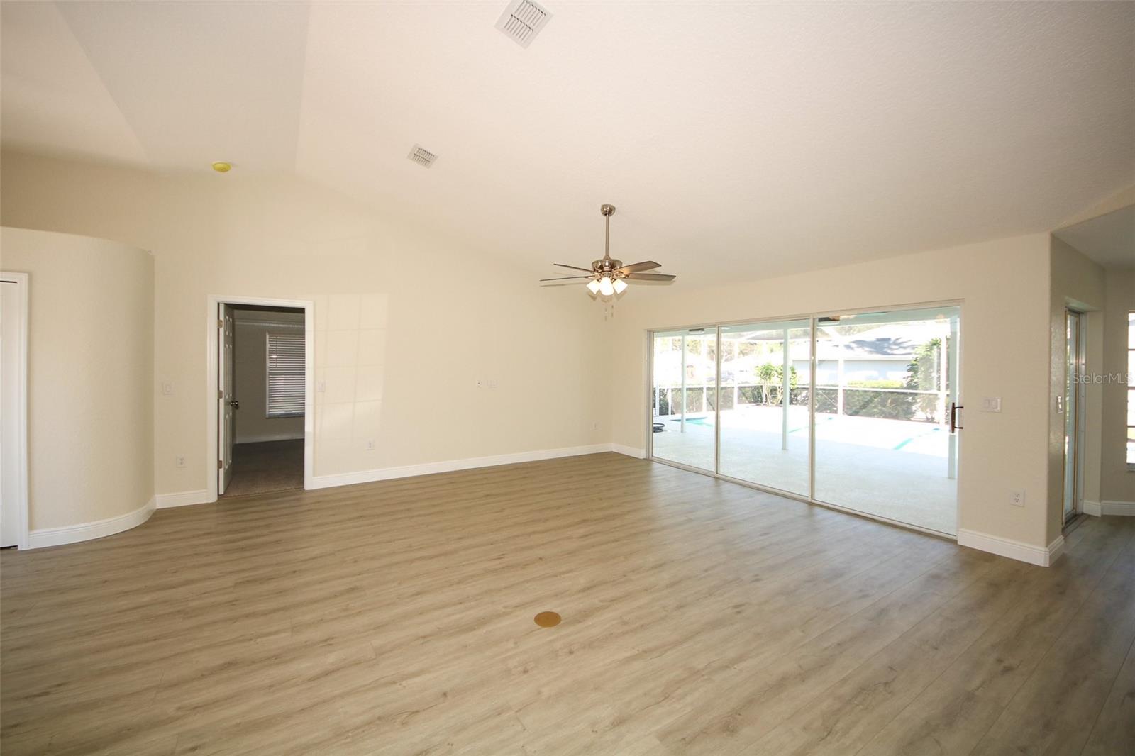 Image 10 of 55 For 8216 Coral Creek Loop