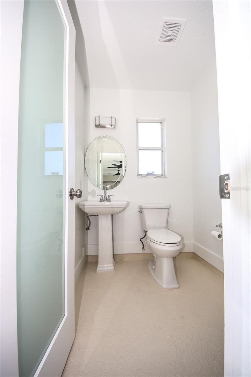 Image 36 of 55 For 8216 Coral Creek Loop