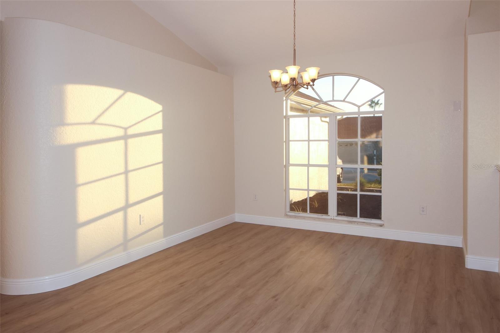 Image 8 of 55 For 8216 Coral Creek Loop