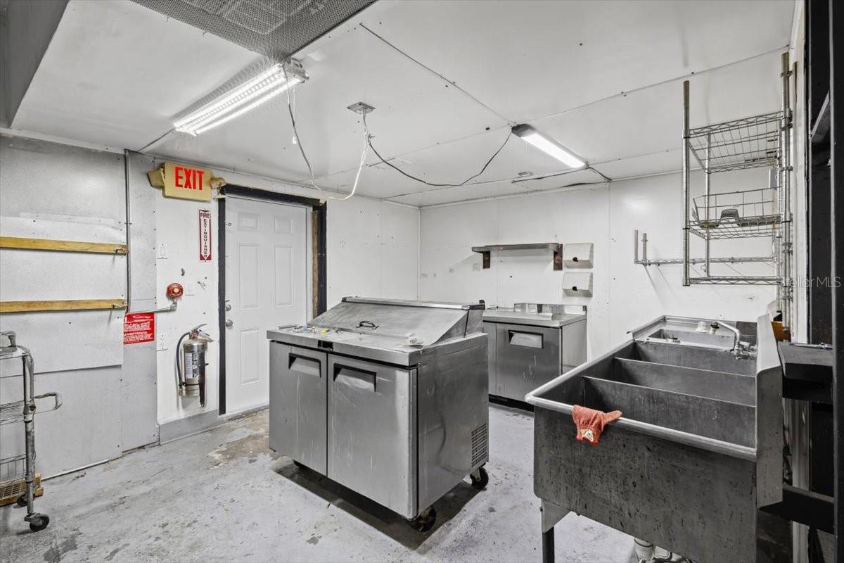 Image 15 of 49 For 17751 Us Highway 19