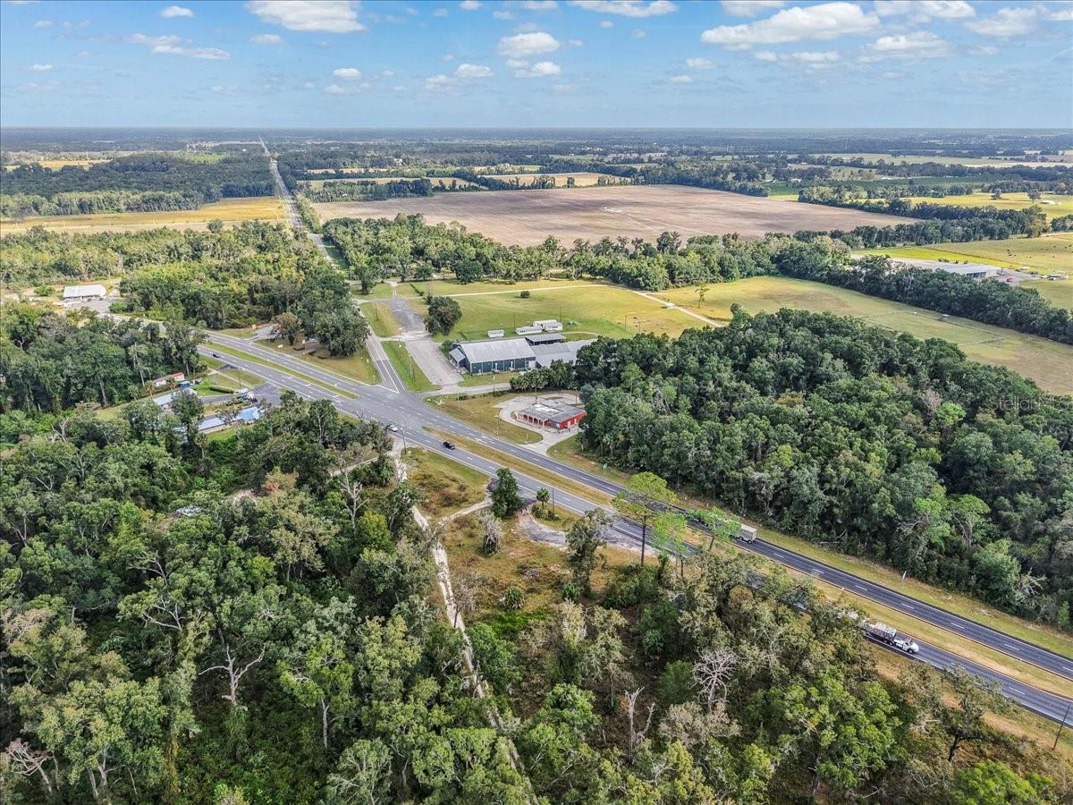 Image 41 of 49 For 17751 Us Highway 19