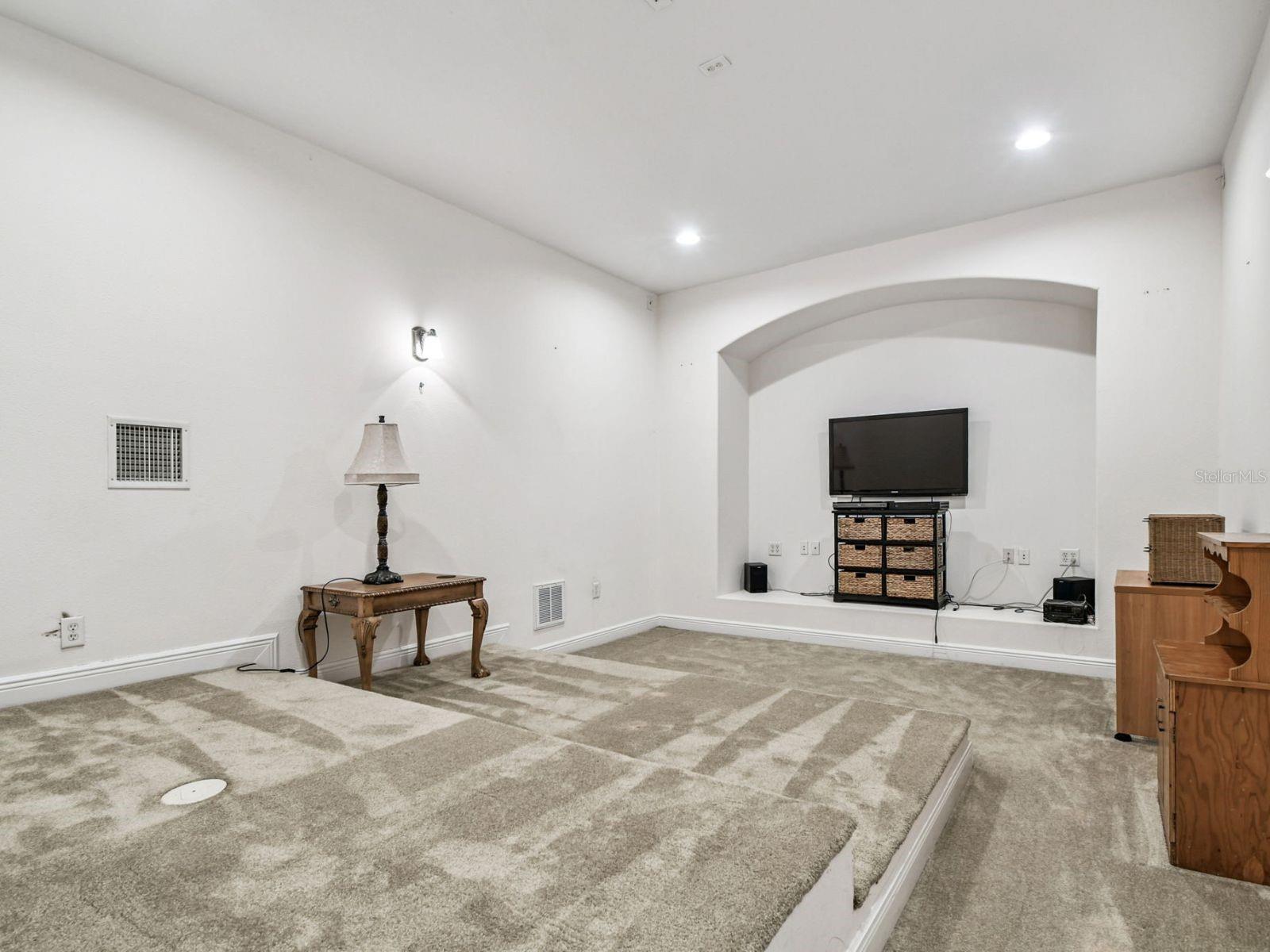 Image 21 of 40 For 1218 Castle Terrace