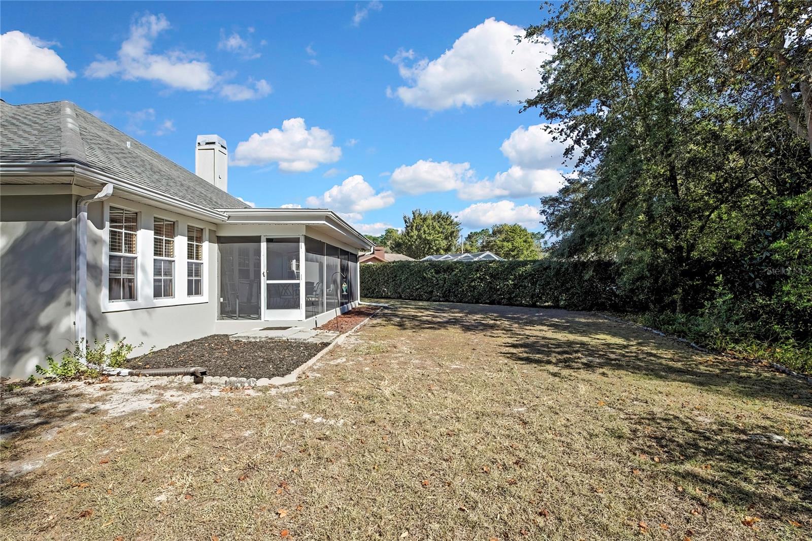 Image 39 of 49 For 83 Greentree Street