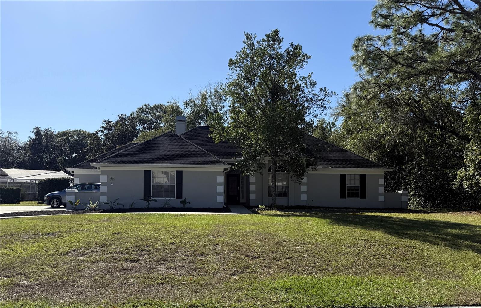 Image 4 of 49 For 83 Greentree Street