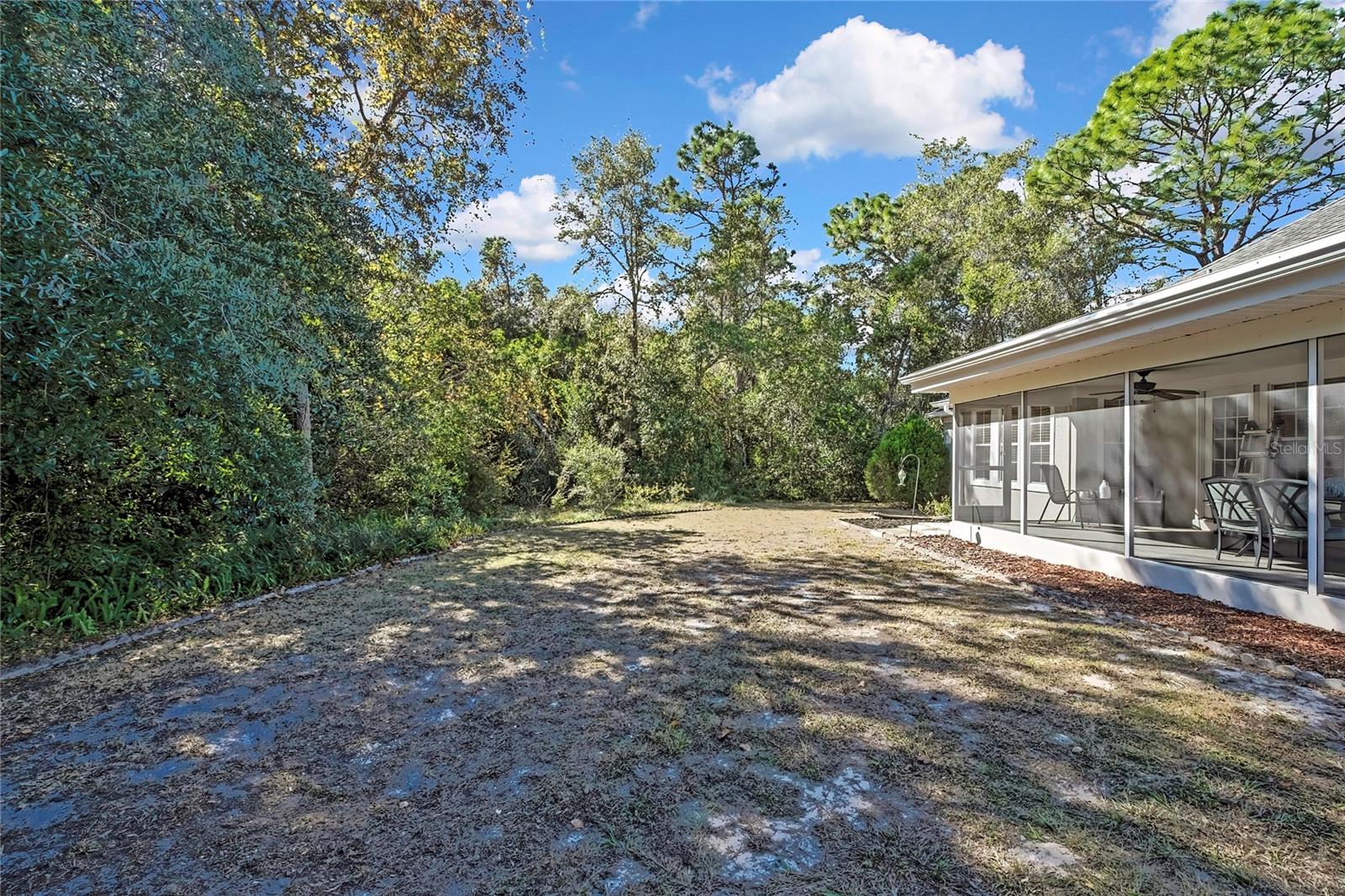 Image 41 of 49 For 83 Greentree Street