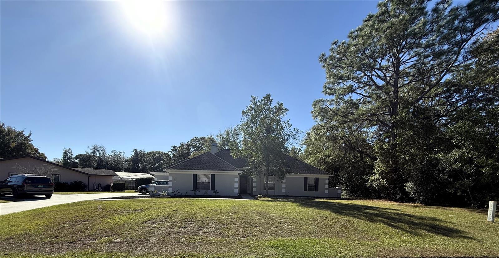 Image 9 of 49 For 83 Greentree Street