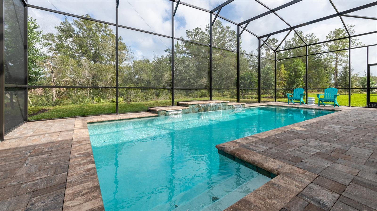 Image 23 of 43 For 909 Liliana Drive