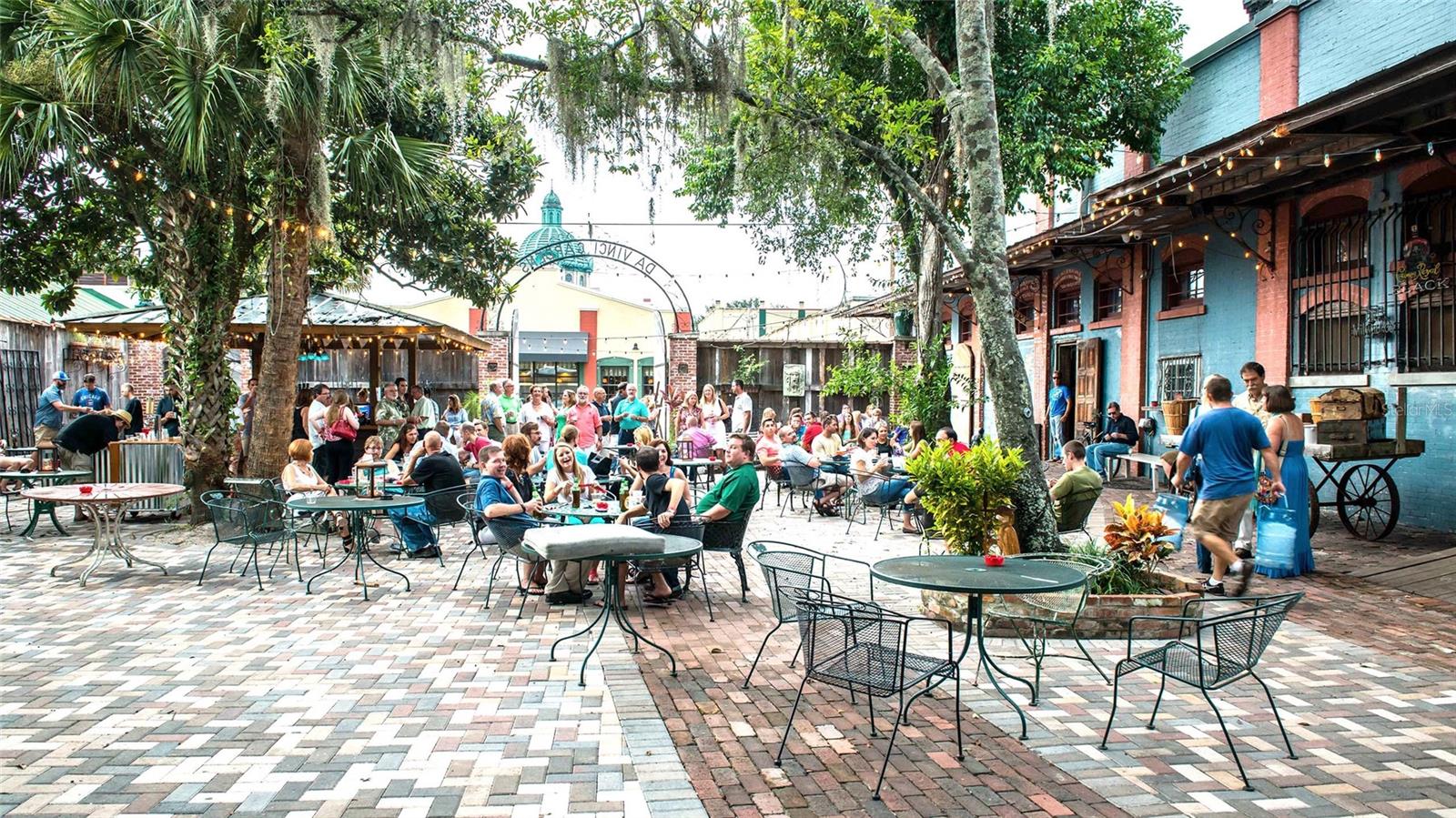 Image 26 of 43 For 909 Liliana Drive