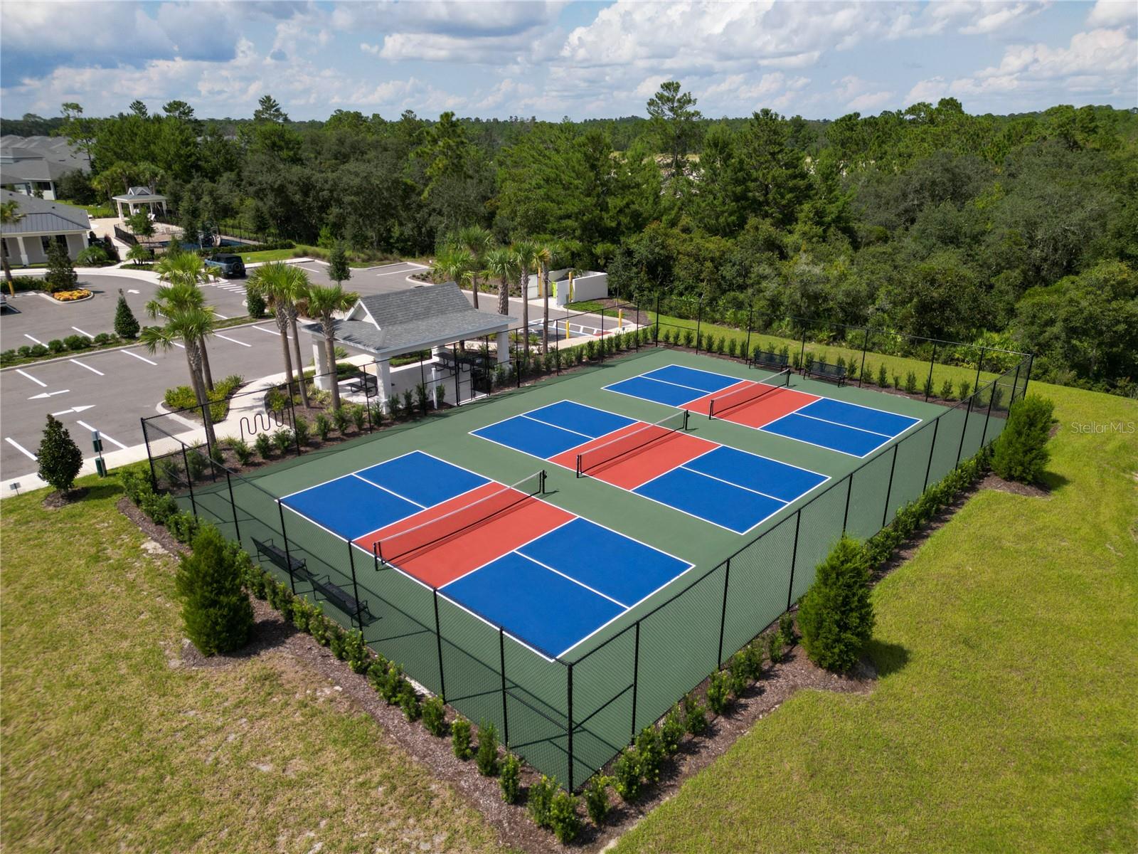 Image 42 of 43 For 909 Liliana Drive