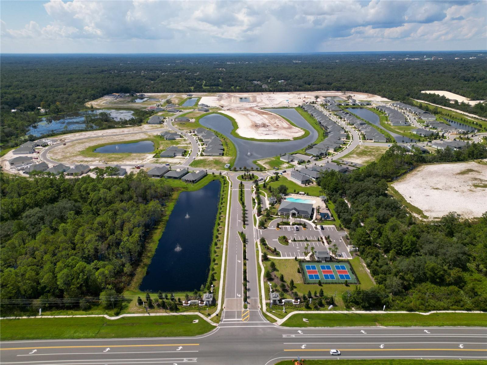 Image 43 of 43 For 909 Liliana Drive