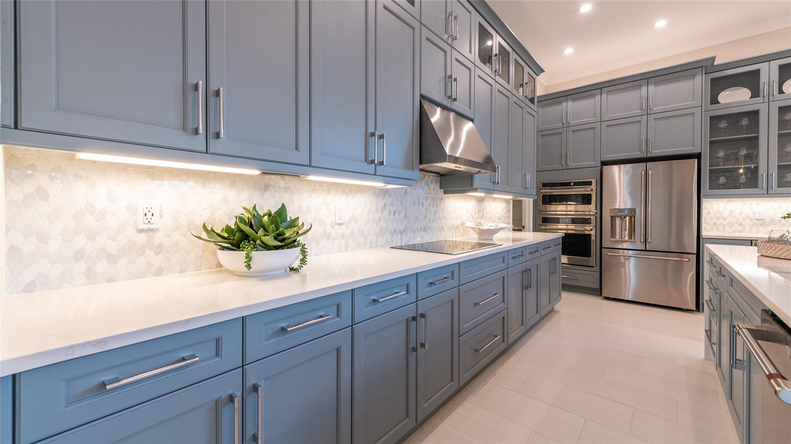 Image 9 of 43 For 909 Liliana Drive