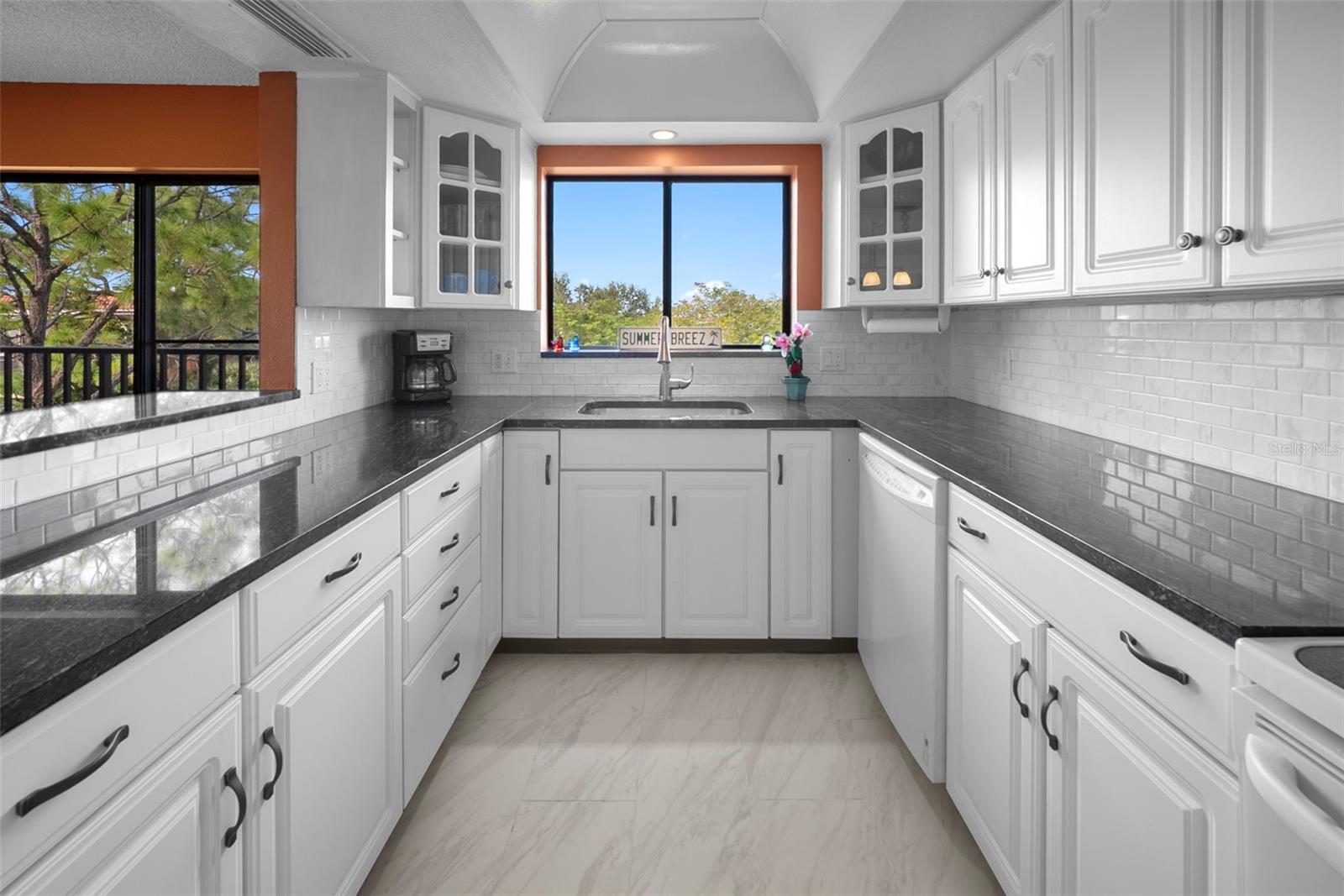 Image 2 of 32 For 408 Tarpon Pt Point