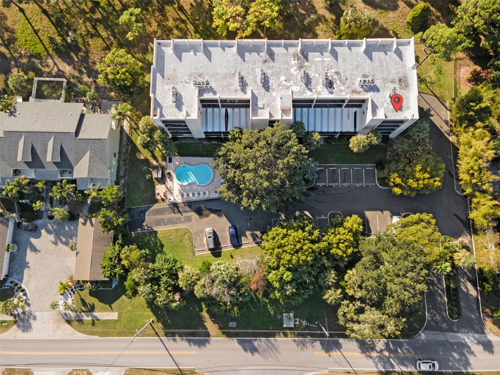 Image 26 of 32 For 408 Tarpon Pt Point