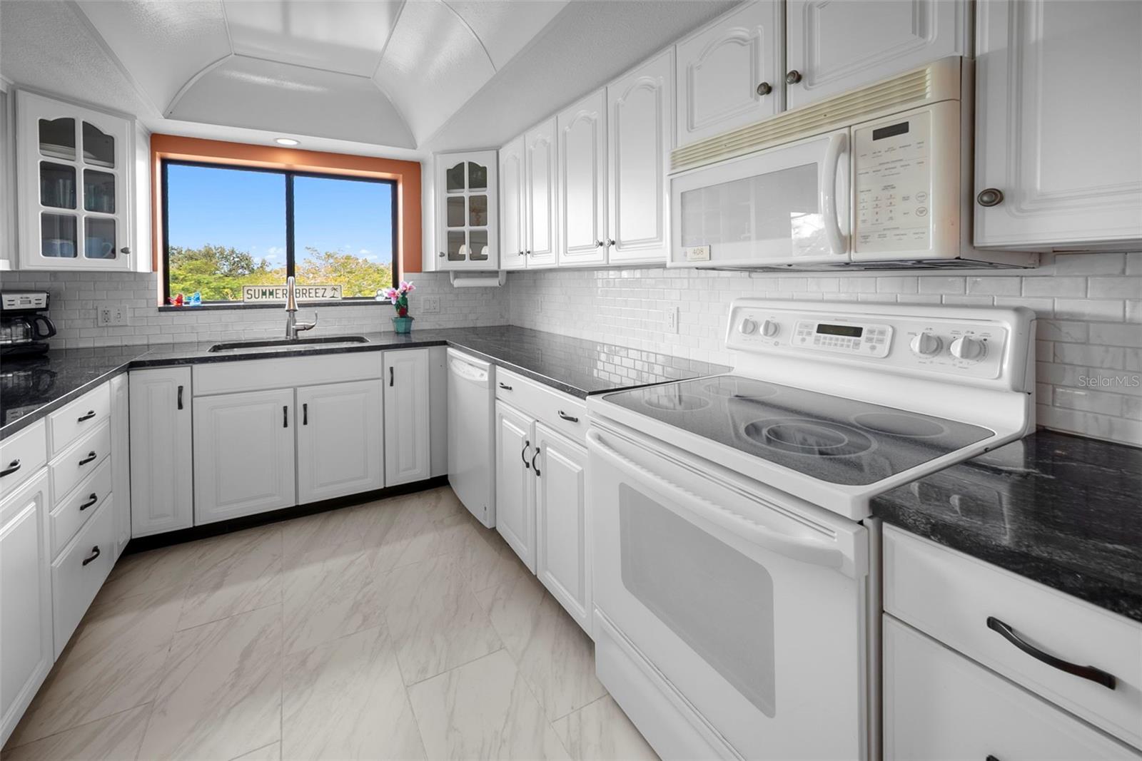 Image 5 of 32 For 408 Tarpon Pt Point