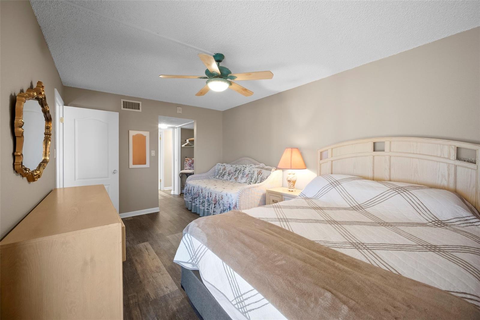 Image 7 of 32 For 408 Tarpon Pt Point