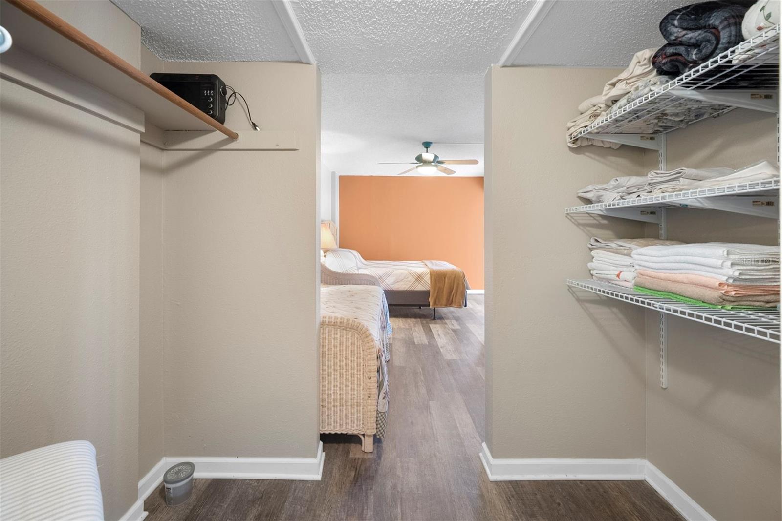 Image 8 of 32 For 408 Tarpon Pt Point