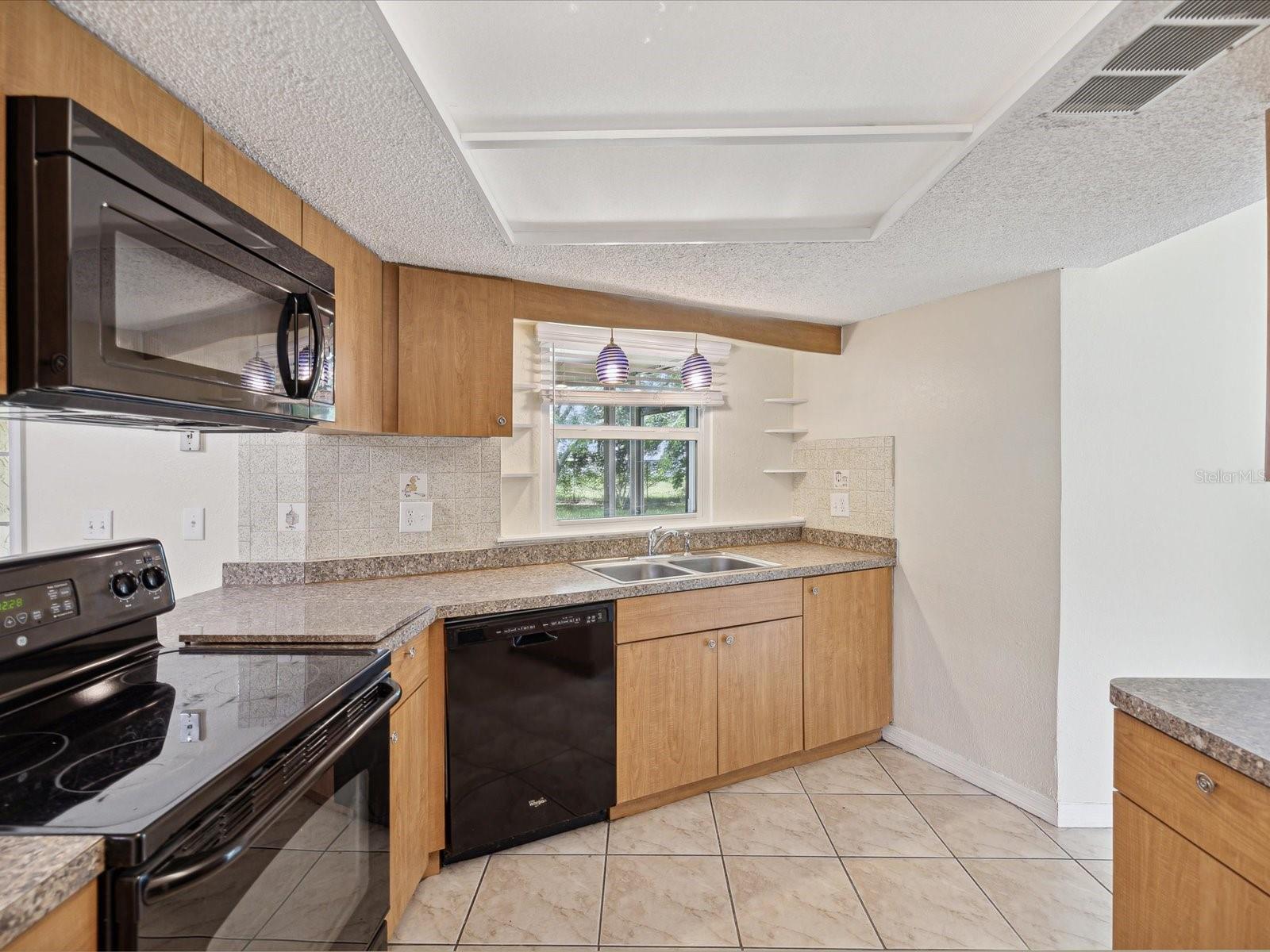 Image 19 of 35 For 5407 Ashland Drive