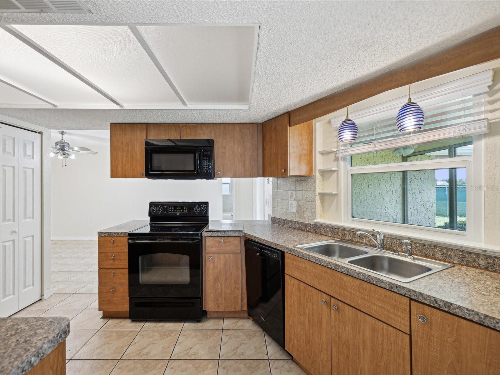 Image 2 of 35 For 5407 Ashland Drive