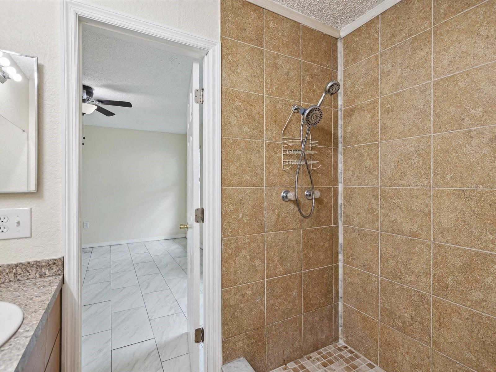 Image 23 of 35 For 5407 Ashland Drive