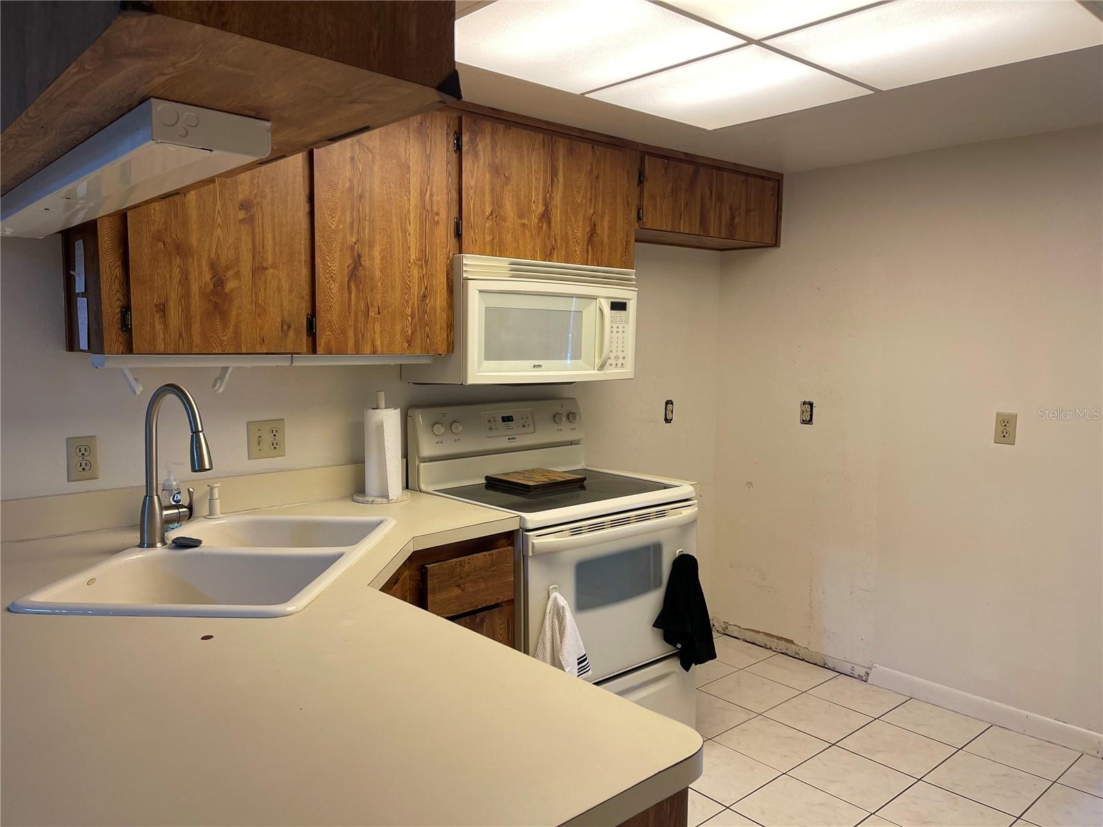 Image 16 of 35 For 1761 Cupecoy Circle 4