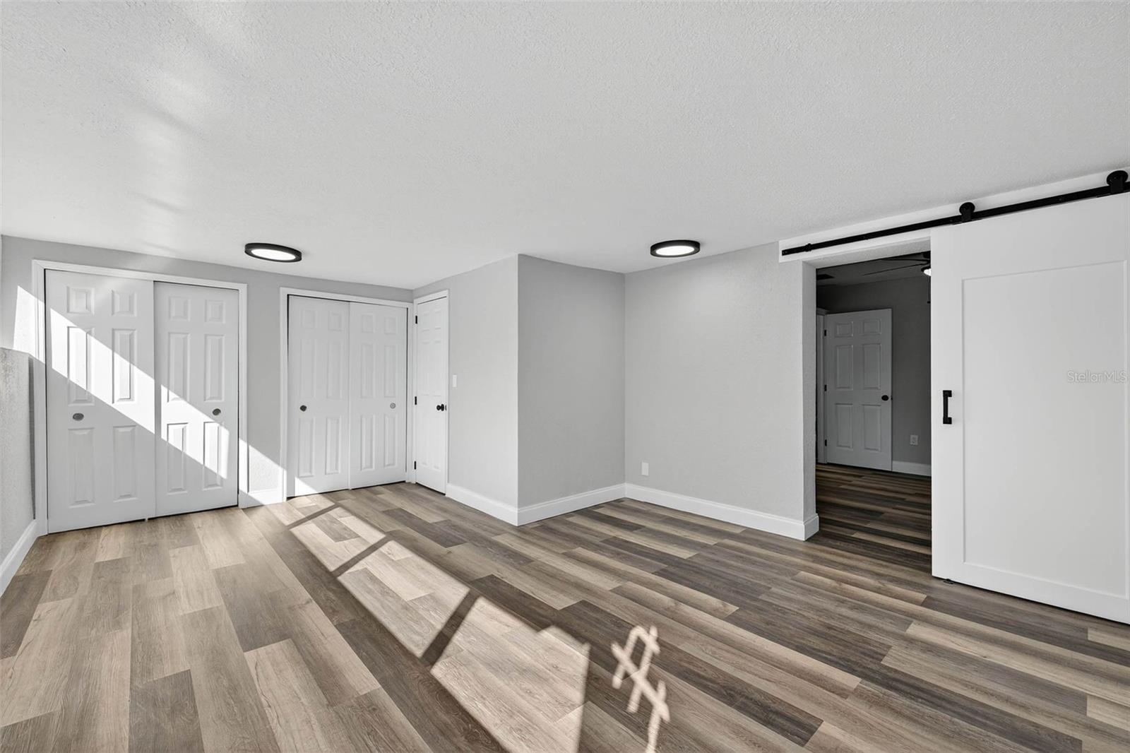 Image 13 of 17 For 6965 21st Street N