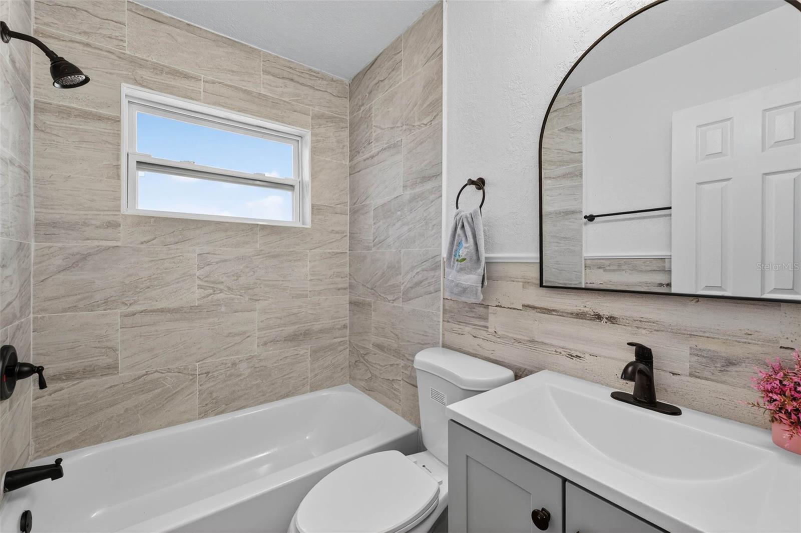 Image 8 of 17 For 6965 21st Street N