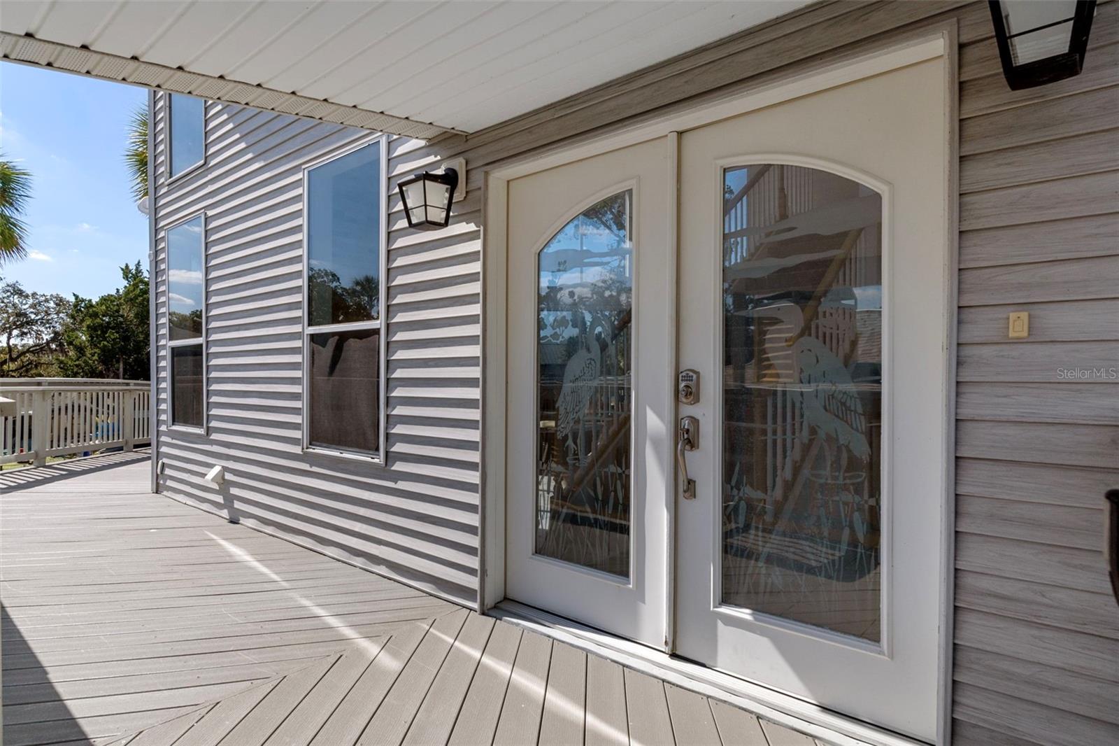 Listing photo id 33 for 5272 Tropical Point