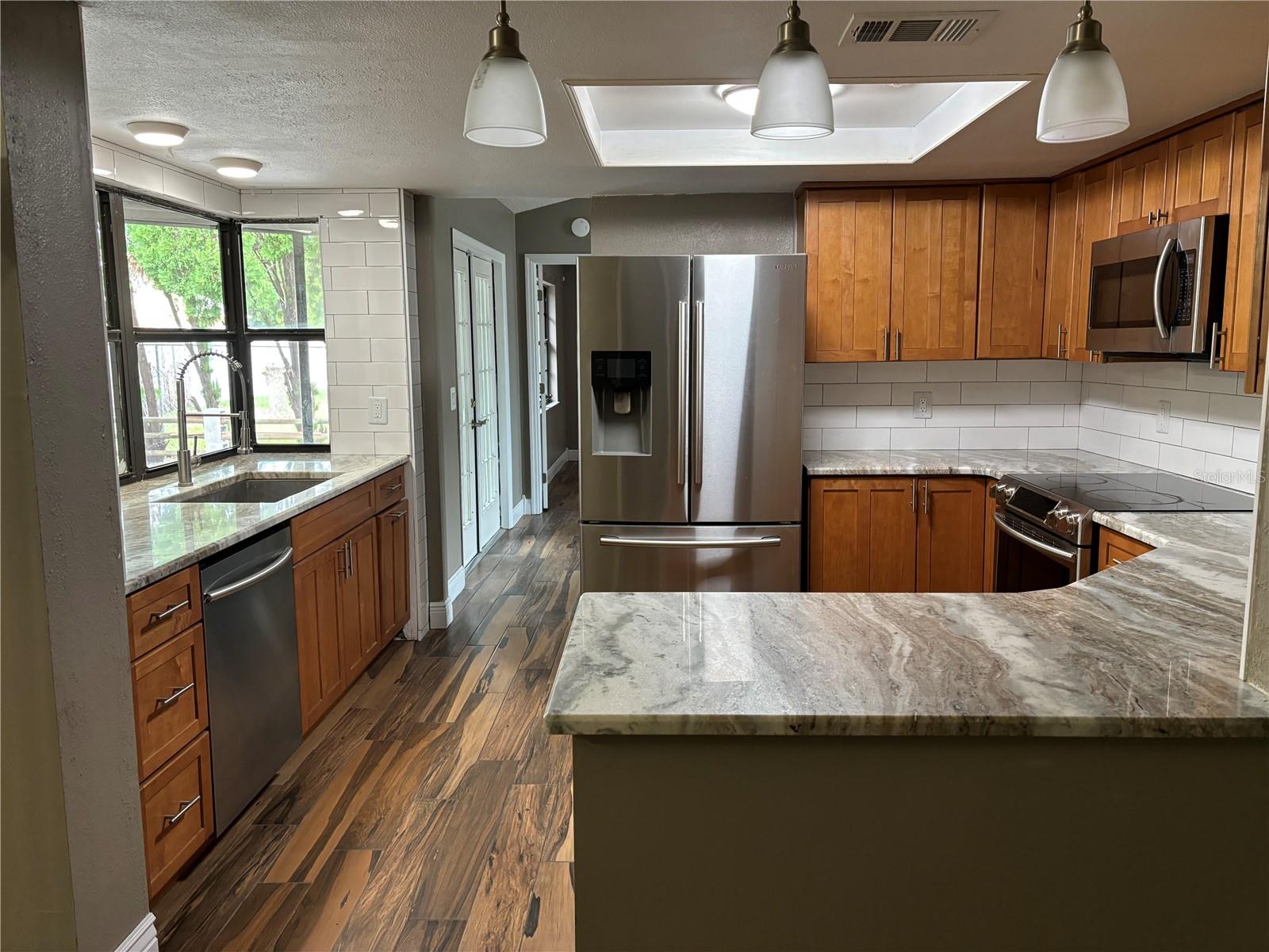 Image 6 of 31 For 7814 Flintlock Drive