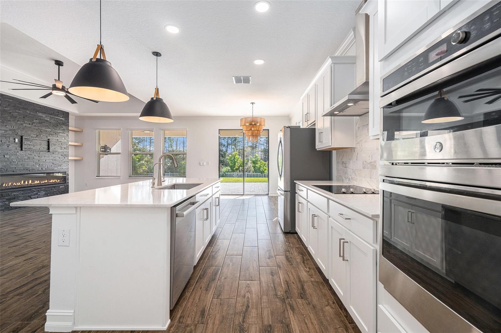 Image 11 of 38 For 21565 Violet Periwinkle Drive