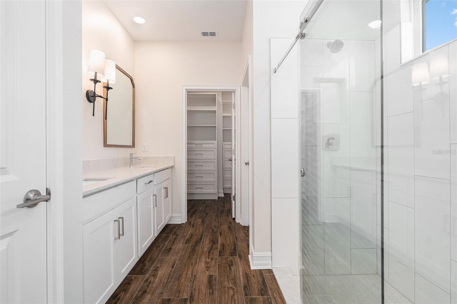 Image 17 of 38 For 21565 Violet Periwinkle Drive