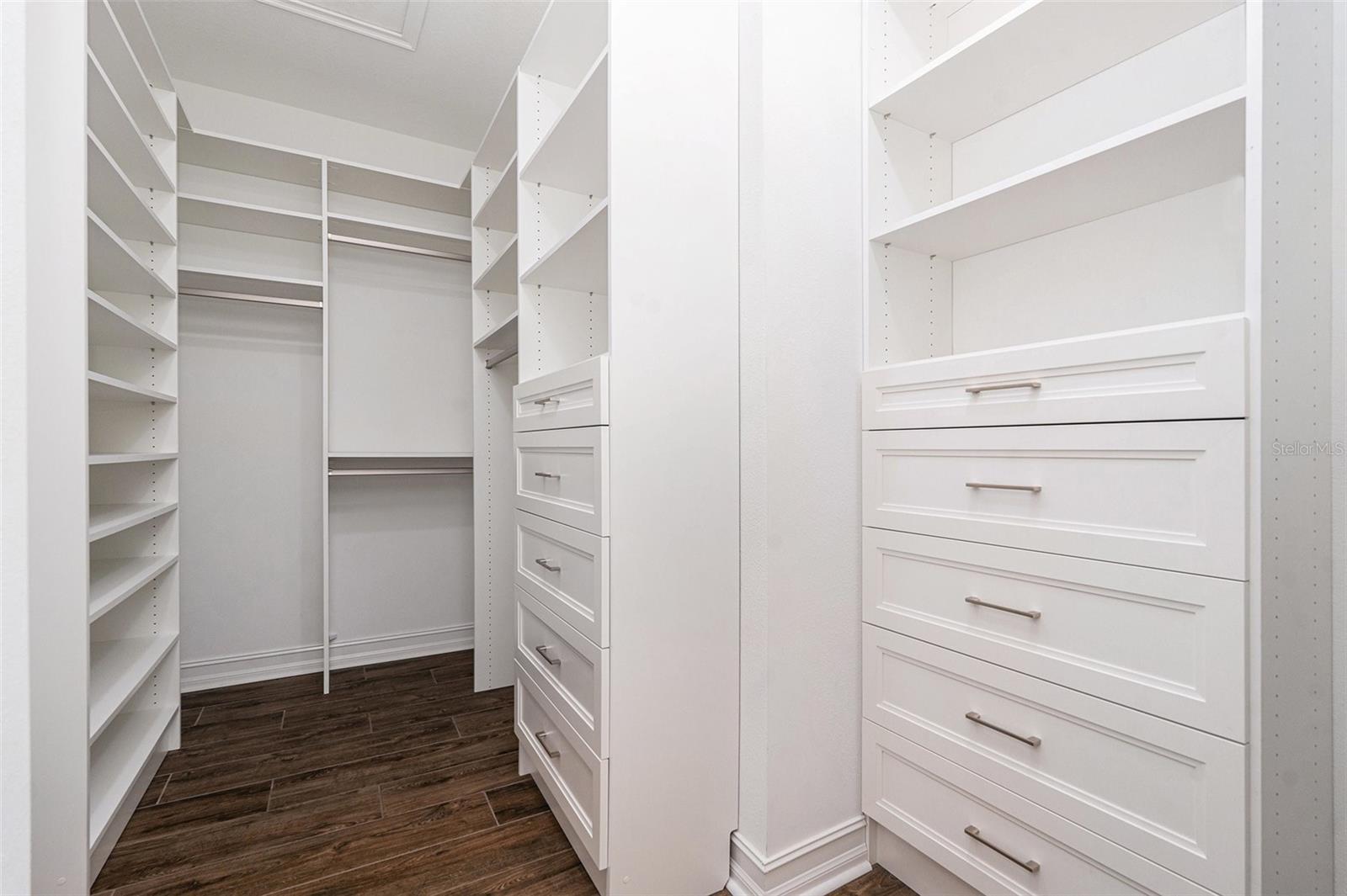 Image 18 of 38 For 21565 Violet Periwinkle Drive