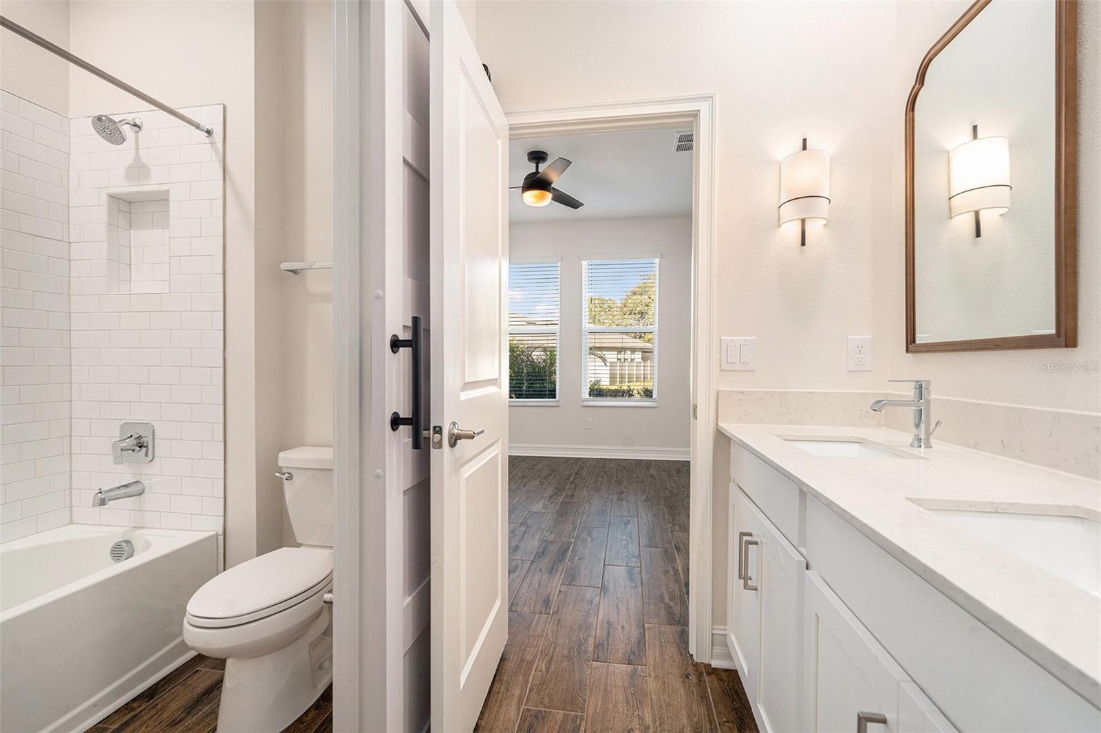 Image 20 of 38 For 21565 Violet Periwinkle Drive