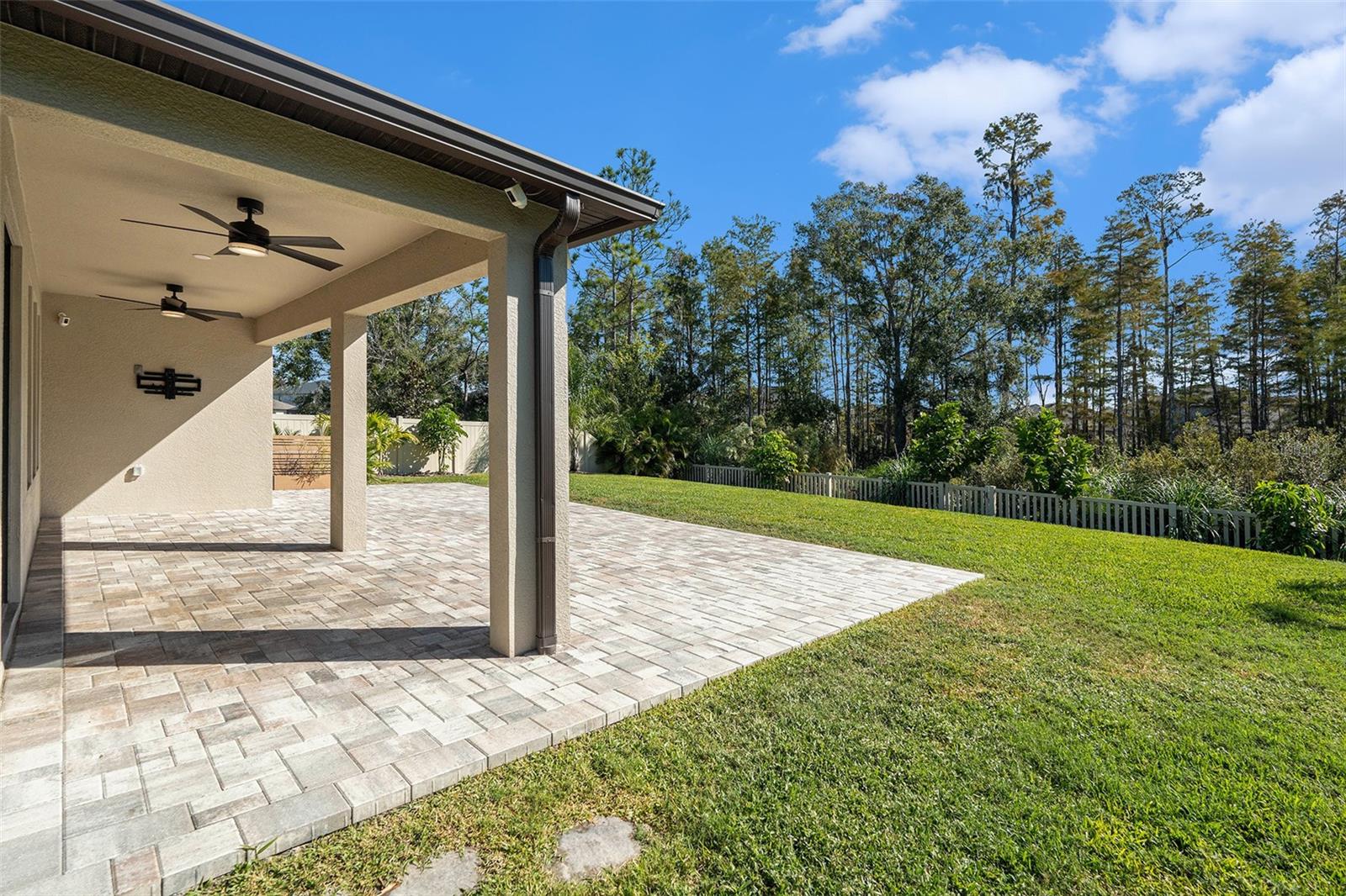 Image 26 of 38 For 21565 Violet Periwinkle Drive