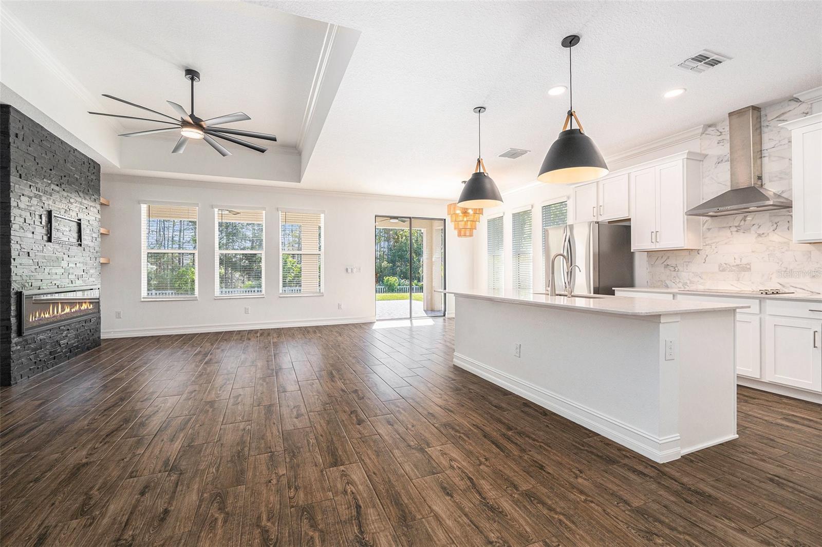 Image 8 of 38 For 21565 Violet Periwinkle Drive