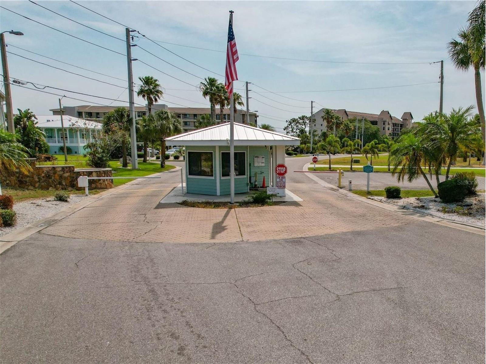 Image 28 of 54 For 4550 Bay Boulevard 1233