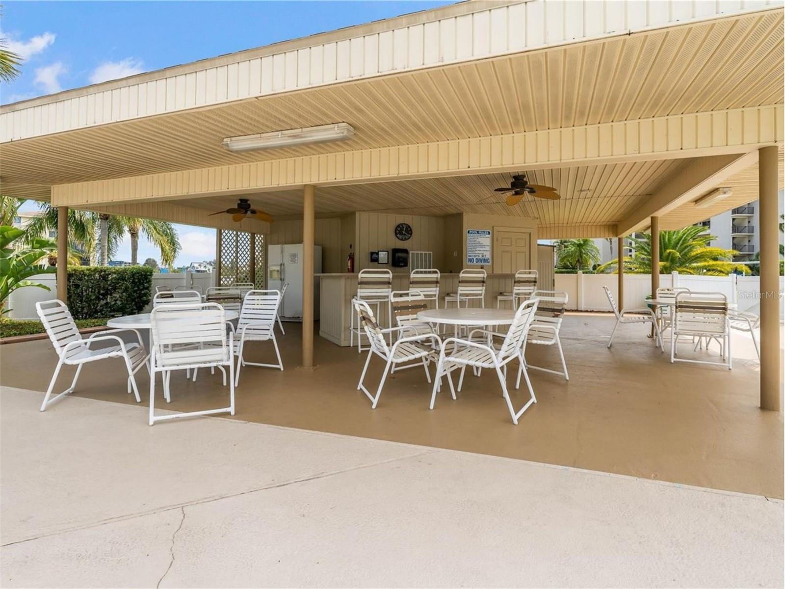 Image 37 of 54 For 4550 Bay Boulevard 1233