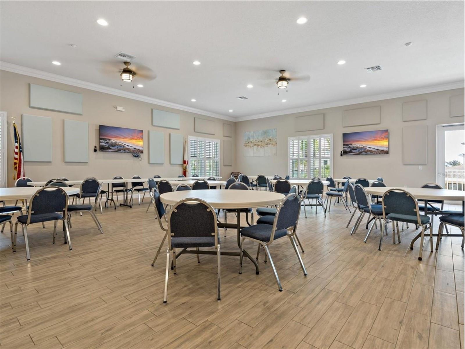 Image 43 of 54 For 4550 Bay Boulevard 1233