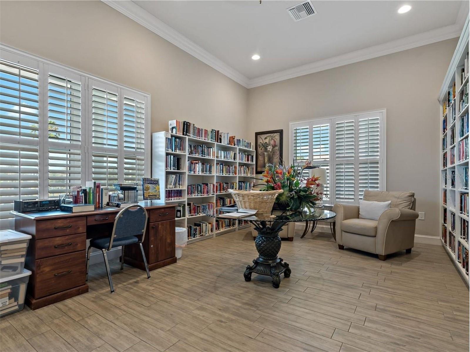 Image 48 of 54 For 4550 Bay Boulevard 1233