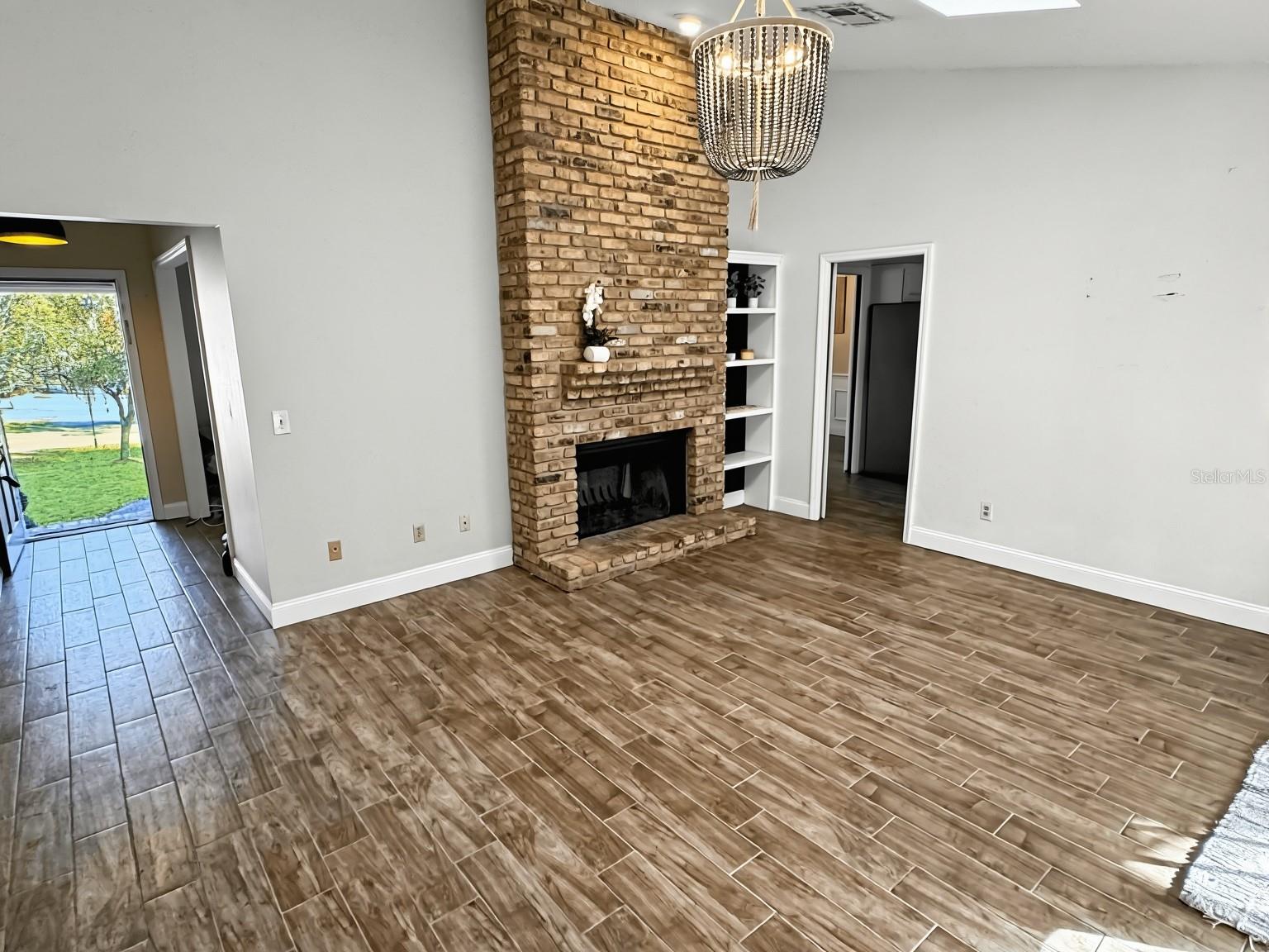 Image 15 of 30 For 1103 Marcus Court