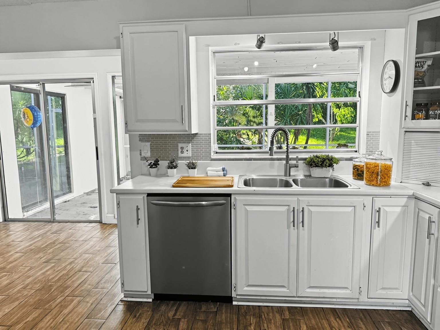 Image 20 of 30 For 1103 Marcus Court