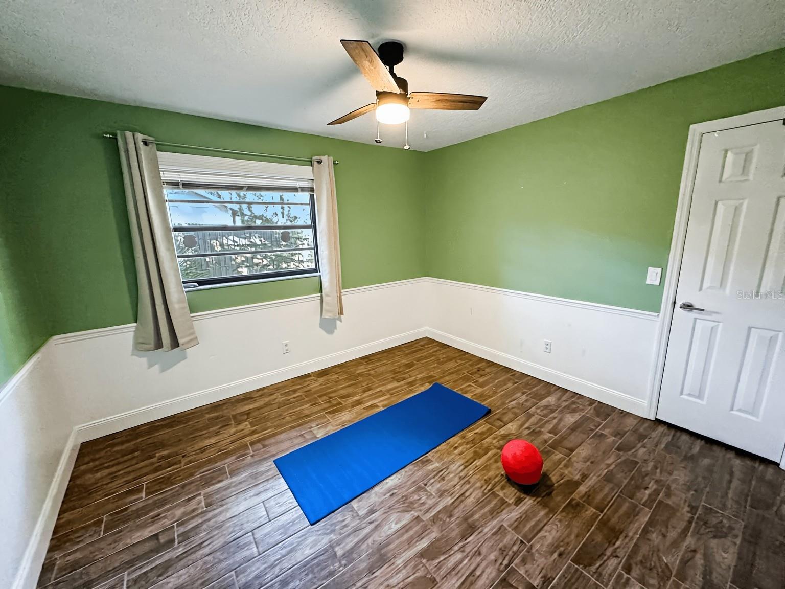 Image 26 of 30 For 1103 Marcus Court