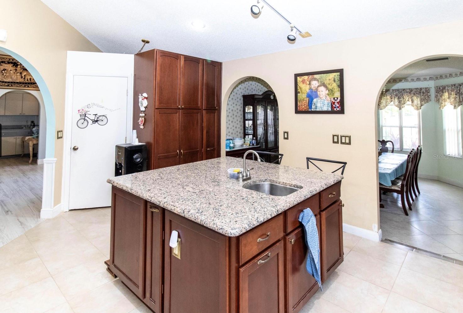 Image 10 of 64 For 22106 Garmisch Way