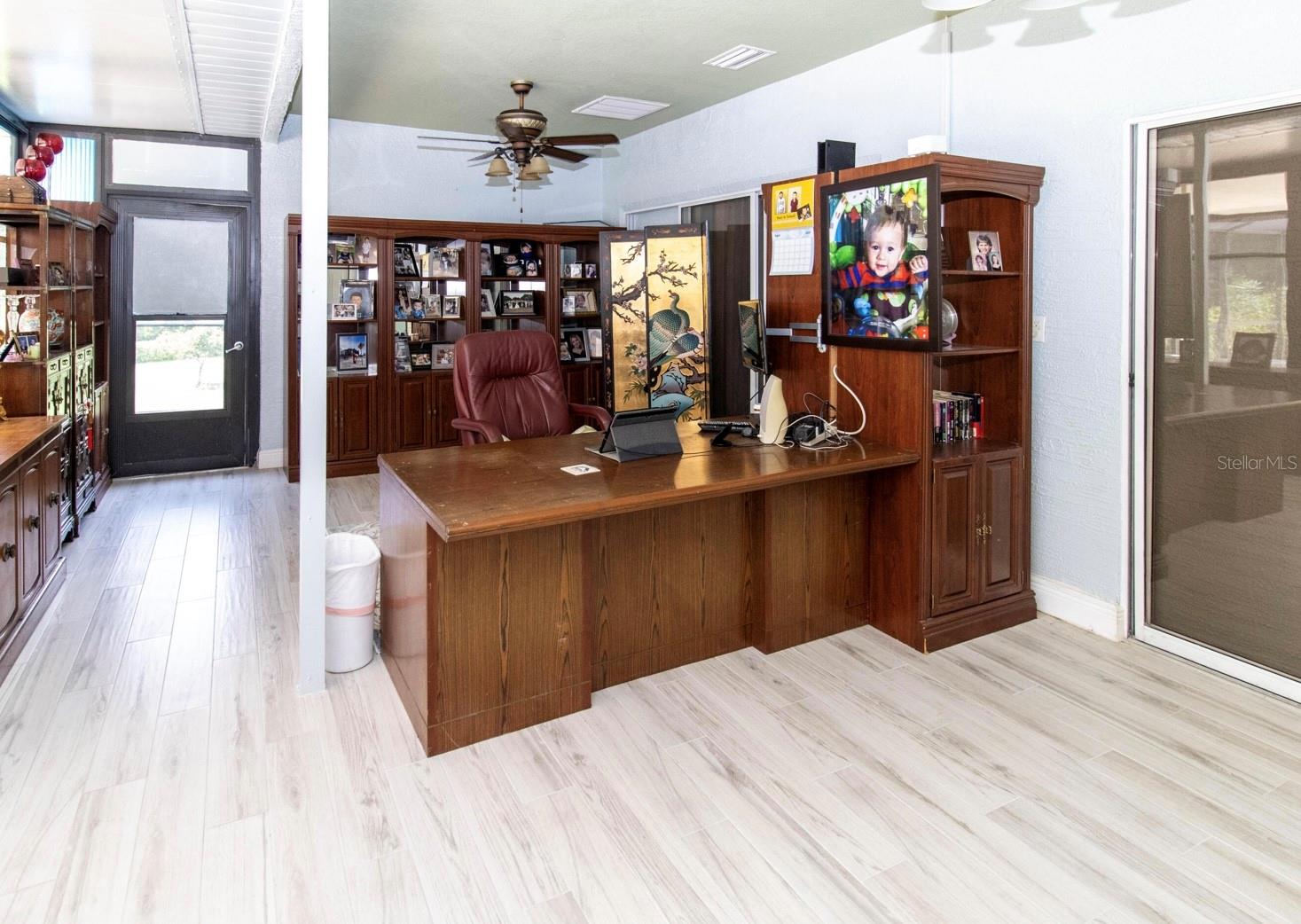 Image 29 of 64 For 22106 Garmisch Way