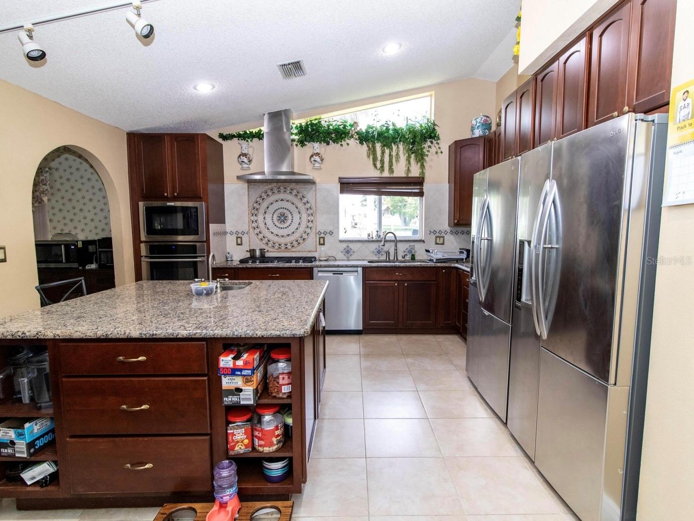 Image 9 of 64 For 22106 Garmisch Way